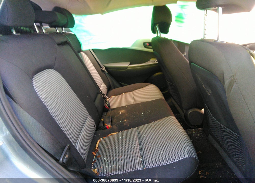 2019 HYUNDAI KONA SE VIN: KM8K12AA4KU284765