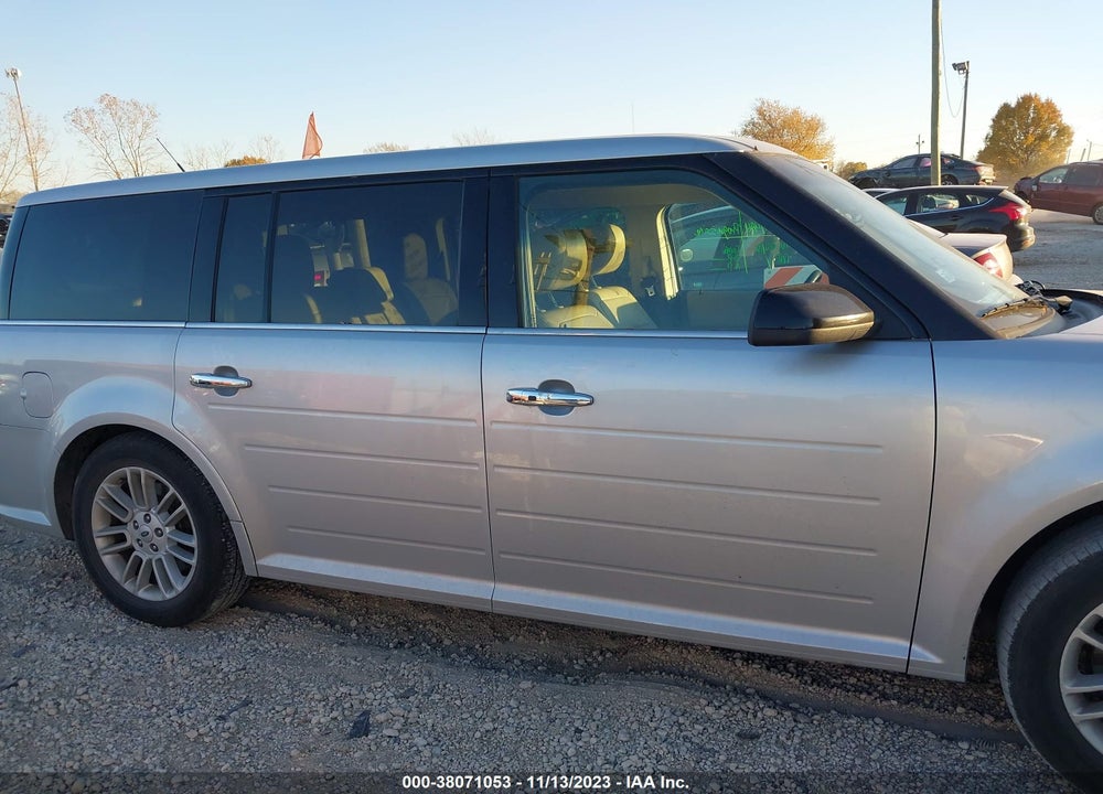 2018 FORD FLEX SEL VIN: 2FMGK5C88JBA18328