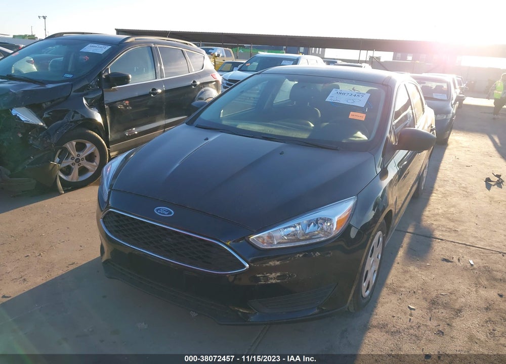 2018 FORD FOCUS S VIN: 1FADP3E2XJL277947