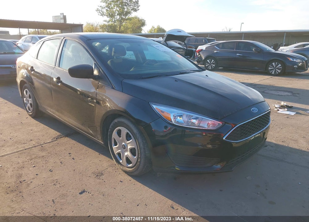 2018 FORD FOCUS S VIN: 1FADP3E2XJL277947