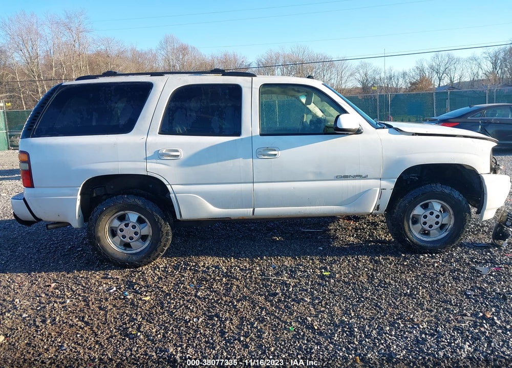 2005 GMC YUKON DENALI VIN: 1GKEK63U55J154081