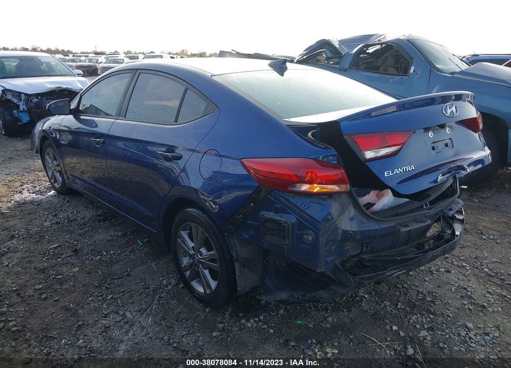 2017 HYUNDAI ELANTRA SE VIN: 5NPD84LF8HH153306