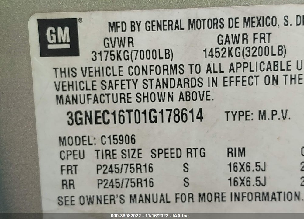 2001 CHEVROLET SUBURBAN LT VIN: 3GNEC16T01G178614