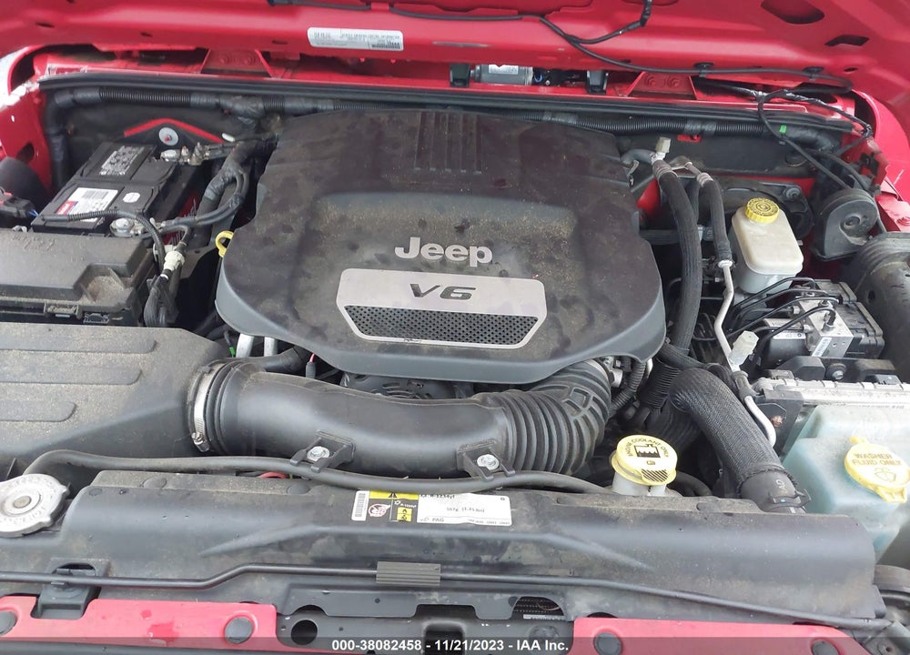 2015 JEEP WRANGLER UNLIMITED SPORT VIN: 1C4BJWDG9FL692783