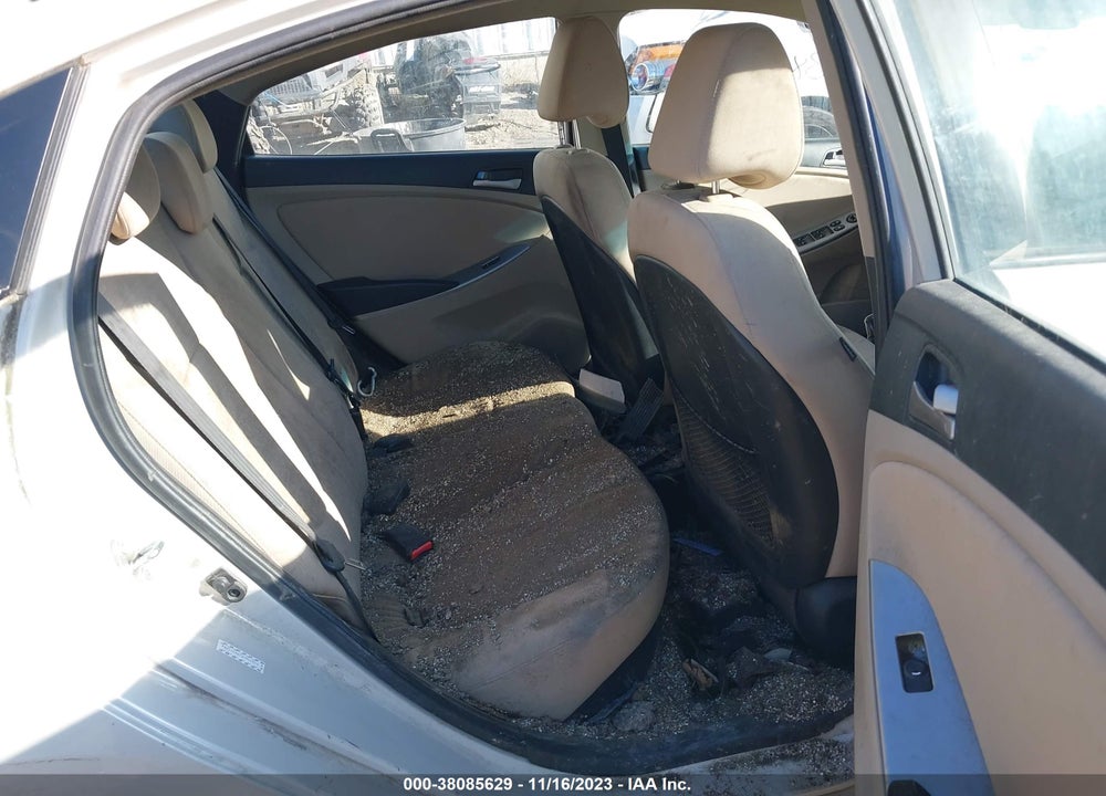 2016 HYUNDAI ACCENT VIN: KMHCT4AE7GU946553