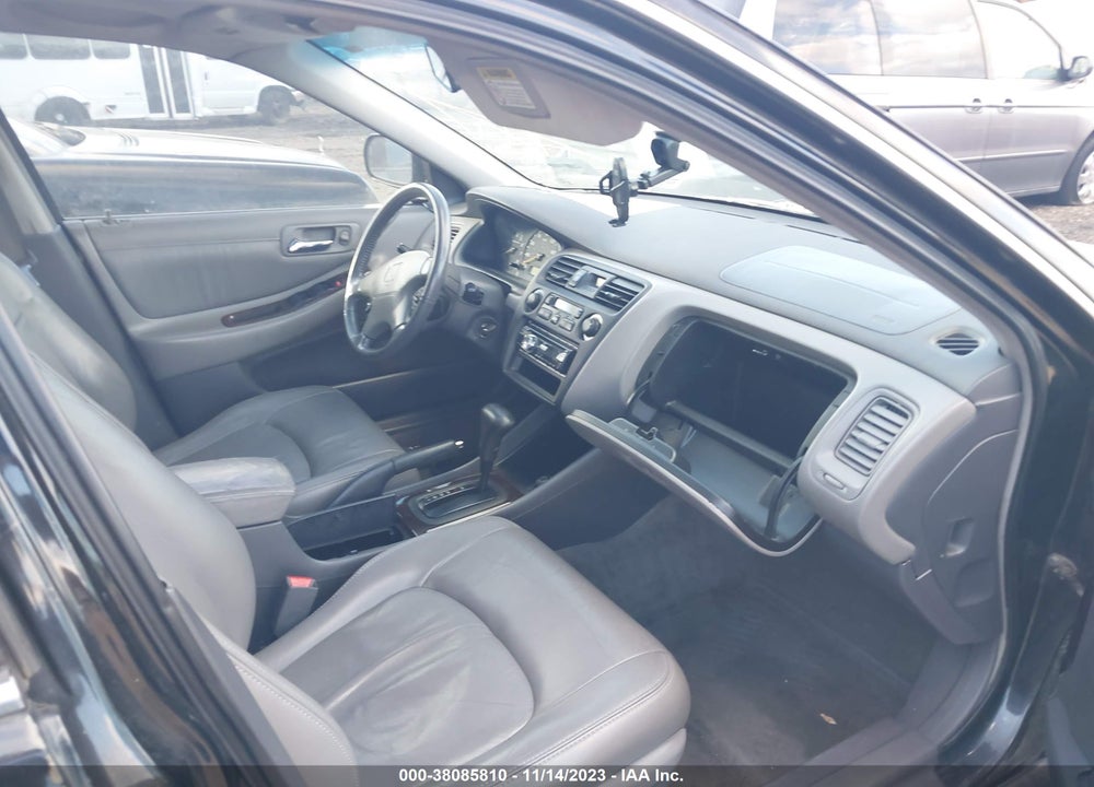 2000 HONDA ACCORD 3.0 EX VIN: 1HGCG165XYA092775