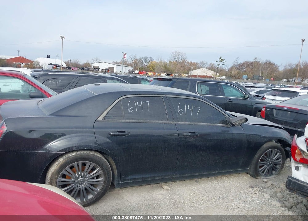 2014 CHRYSLER 300C JOHN VARVATOS LUXURY VIN: 2C3CCAJG6EH240439
