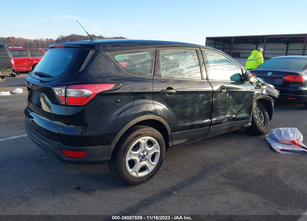 2018 FORD ESCAPE S VIN: 1FMCU0F70JUC07239