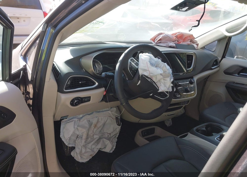2023 CHRYSLER PACIFICA TOURING L VIN: 2C4RC1BG4PR546556