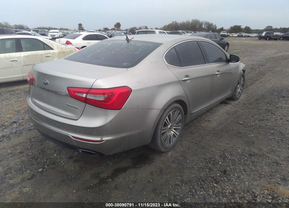 2015 KIA CADENZA VIN: KNALN4D72F5181026
