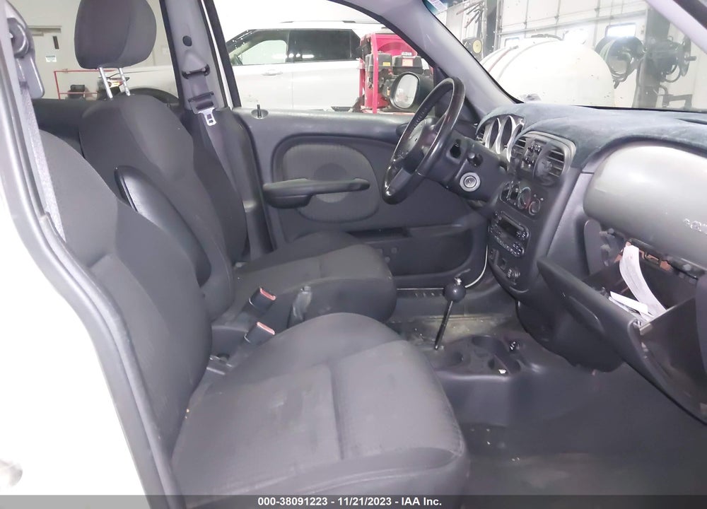 2005 CHRYSLER PT CRUISER LIMITED VIN: 3C8FY68B95T576738