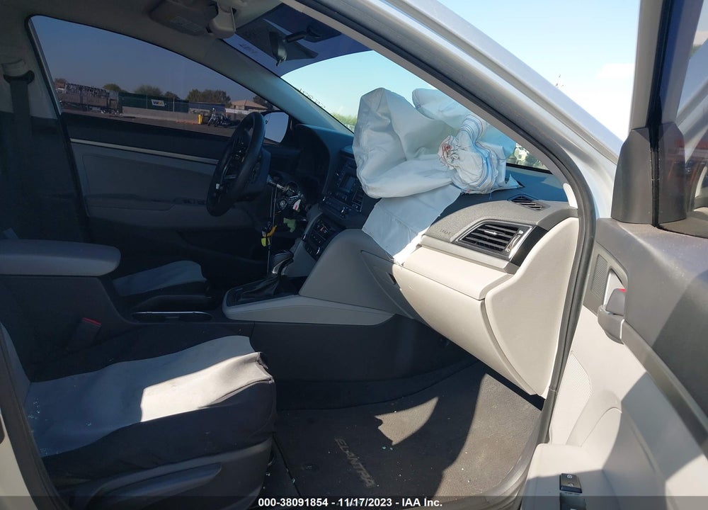2017 HYUNDAI ELANTRA SE VIN: 5NPD74LF6HH155896