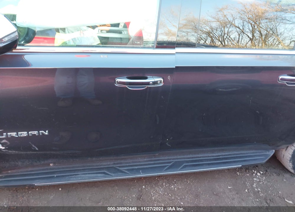 2022 CHEVROLET SUBURBAN 4WD PREMIER VIN: 1GNSKFKD2NR240327