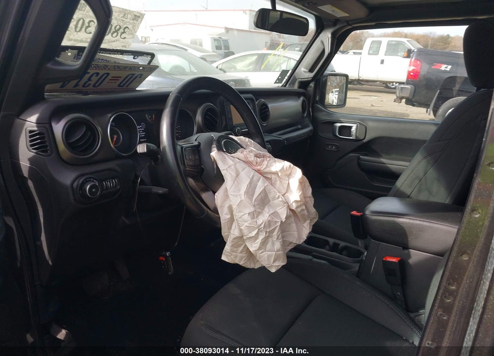 2020 JEEP WRANGLER UNLIMITED SPORT S 4X4 VIN: 1C4HJXDG7LW110156