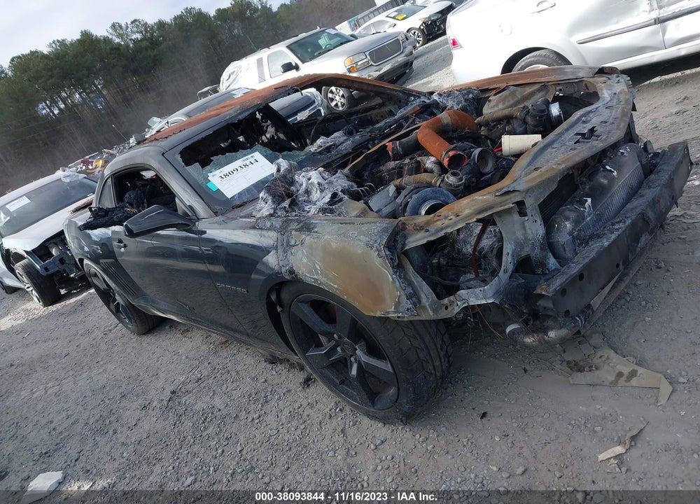 2010 CHEVROLET CAMARO 2SS VIN: 2G1FT1EWXA9201635