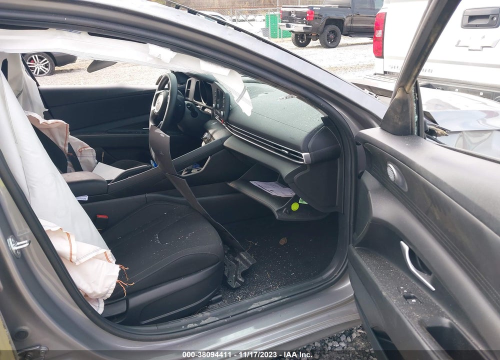 2023 HYUNDAI ELANTRA SEL VIN: KMHLM4AG2PU547709