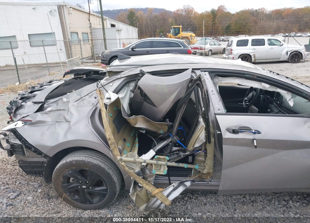 2023 HYUNDAI ELANTRA SEL VIN: KMHLM4AG2PU547709