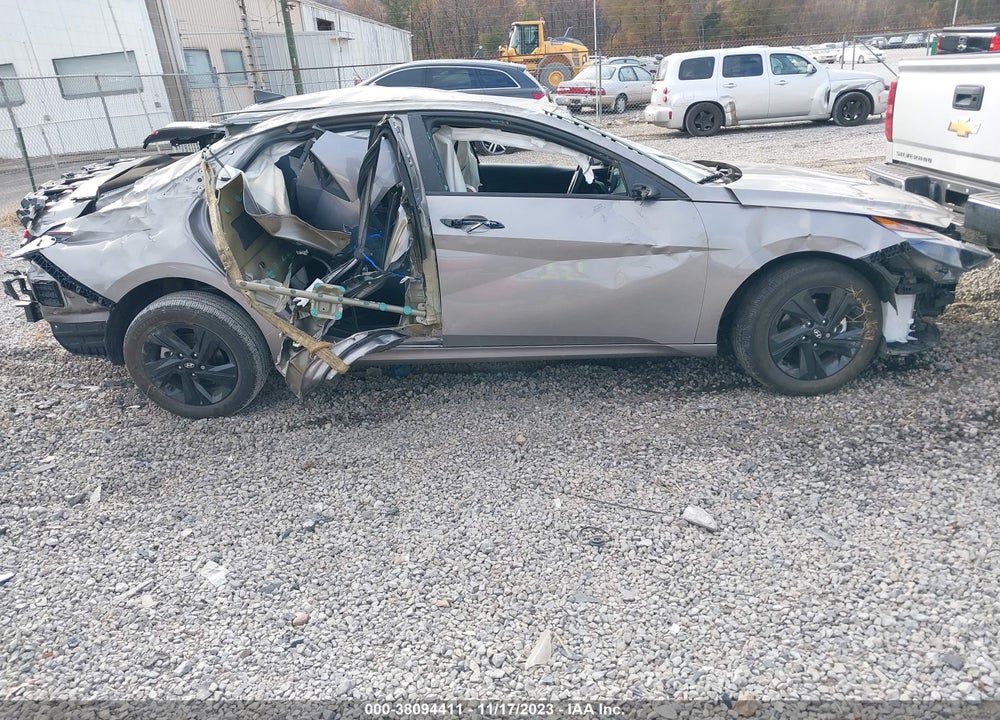 2023 HYUNDAI ELANTRA SEL VIN: KMHLM4AG2PU547709
