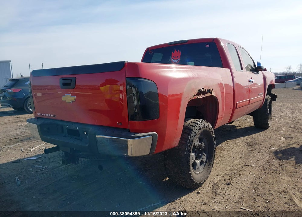 2013 CHEVROLET SILVERADO 1500 LS VIN: 1GCRKREA4DZ315232