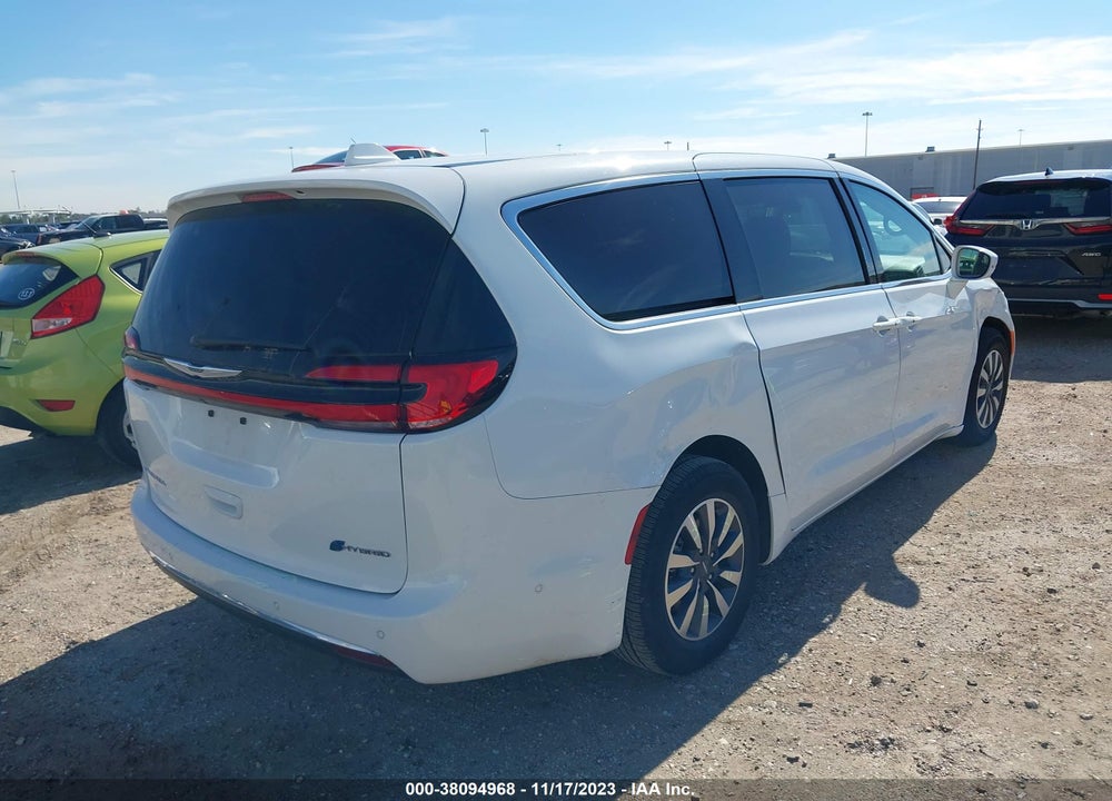 2022 CHRYSLER PACIFICA HYBRID TOURING L VIN: 2C4RC1L73NR122796