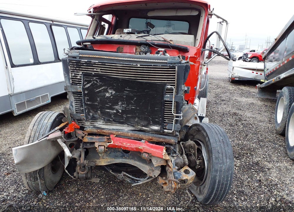 2004 MACK CH613 VIN: 1M2AA13Y84N156929