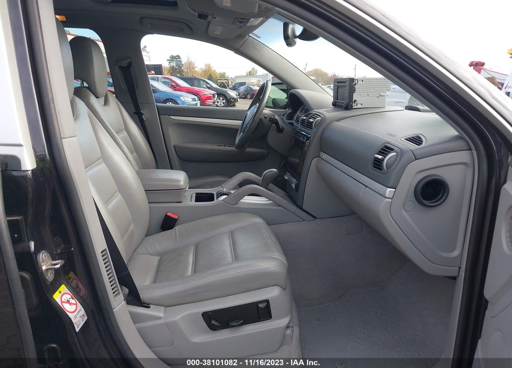 2009 PORSCHE CAYENNE S VIN: WP1AB29P39LA41775