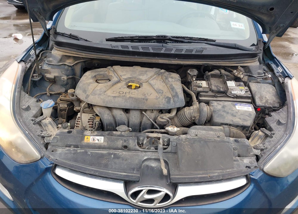 2013 HYUNDAI ELANTRA VIN: KMHDH4AE5DU997194
