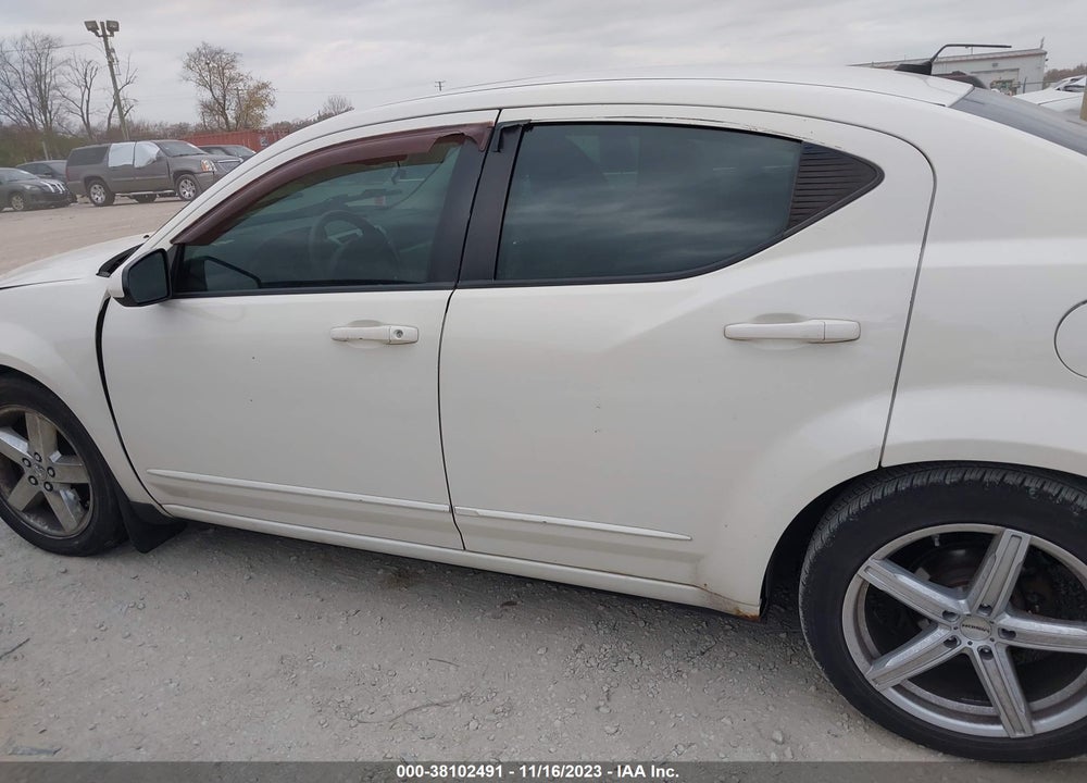 2008 DODGE AVENGER R/T VIN: 1B3LC76M38N673100