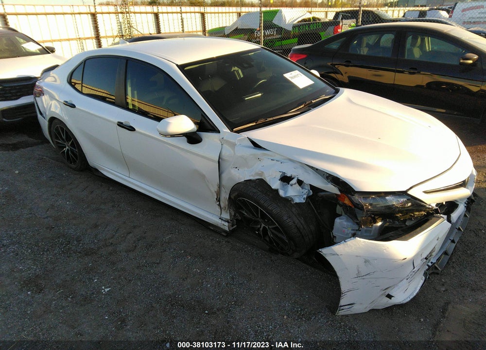 2022 TOYOTA CAMRY SE VIN: 4T1G11AK5NU630867