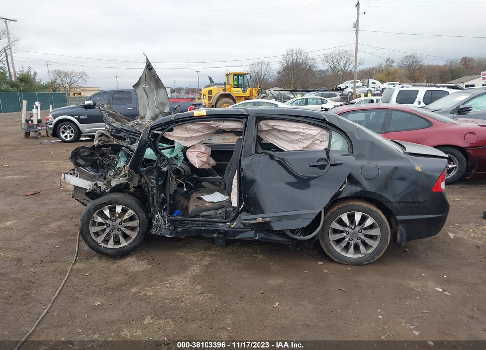 2010 HONDA CIVIC VIN: 19XFA1F82AE011858