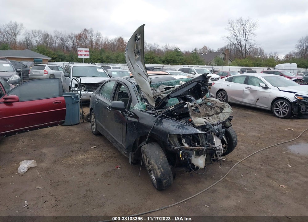2010 HONDA CIVIC VIN: 19XFA1F82AE011858