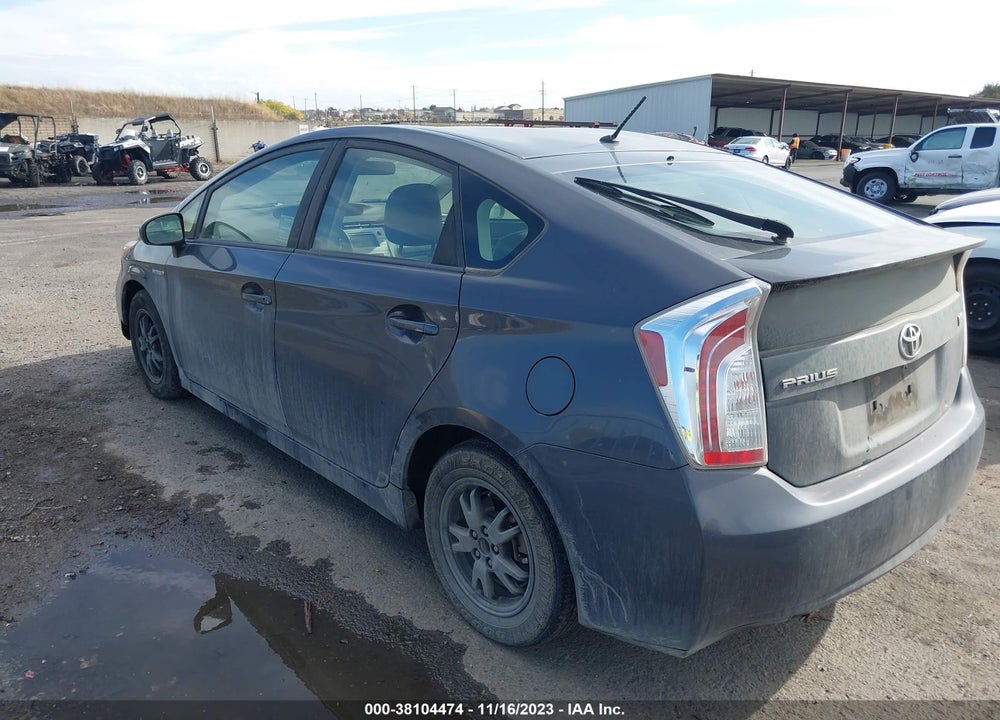 2015 TOYOTA PRIUS TWO VIN: JTDKN3DU9F1929924
