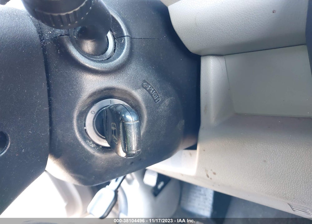 2011 HONDA PILOT EX-L VIN: 5FNYF4H51BB048250