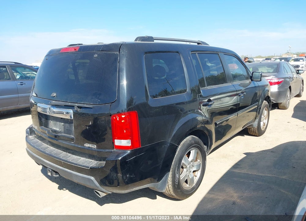 2011 HONDA PILOT EX-L VIN: 5FNYF4H51BB048250
