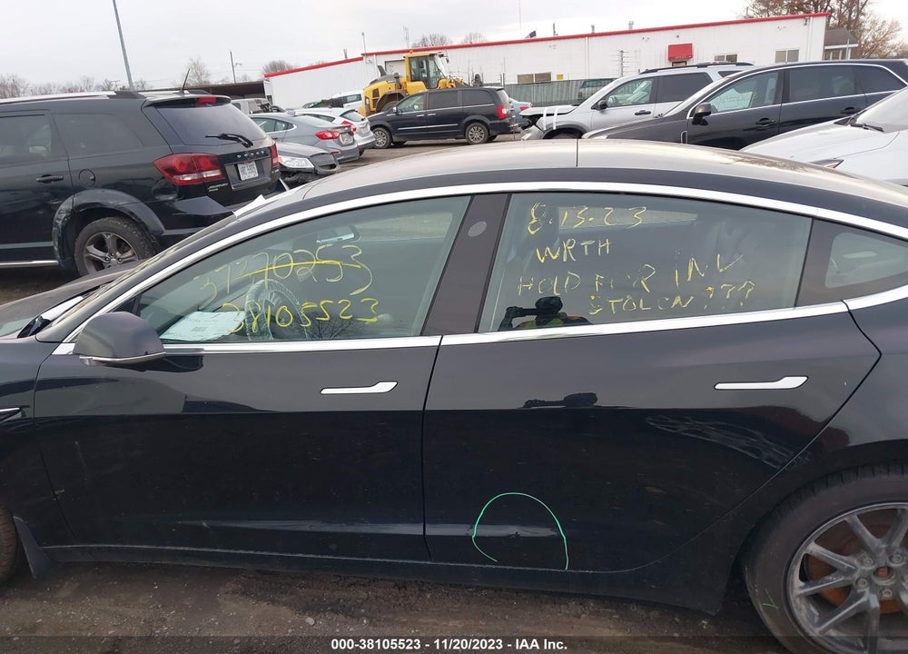 2018 TESLA MODEL 3 VIN: 5YJ3E1EB5JF113380