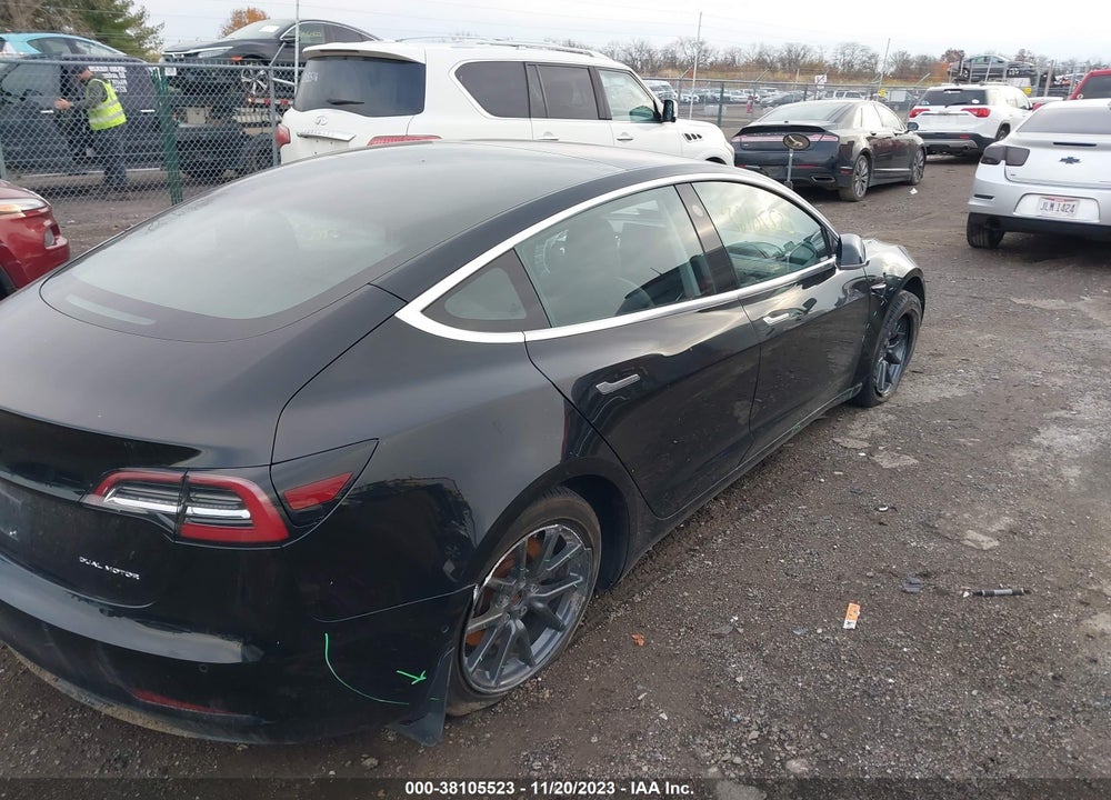2018 TESLA MODEL 3 VIN: 5YJ3E1EB5JF113380