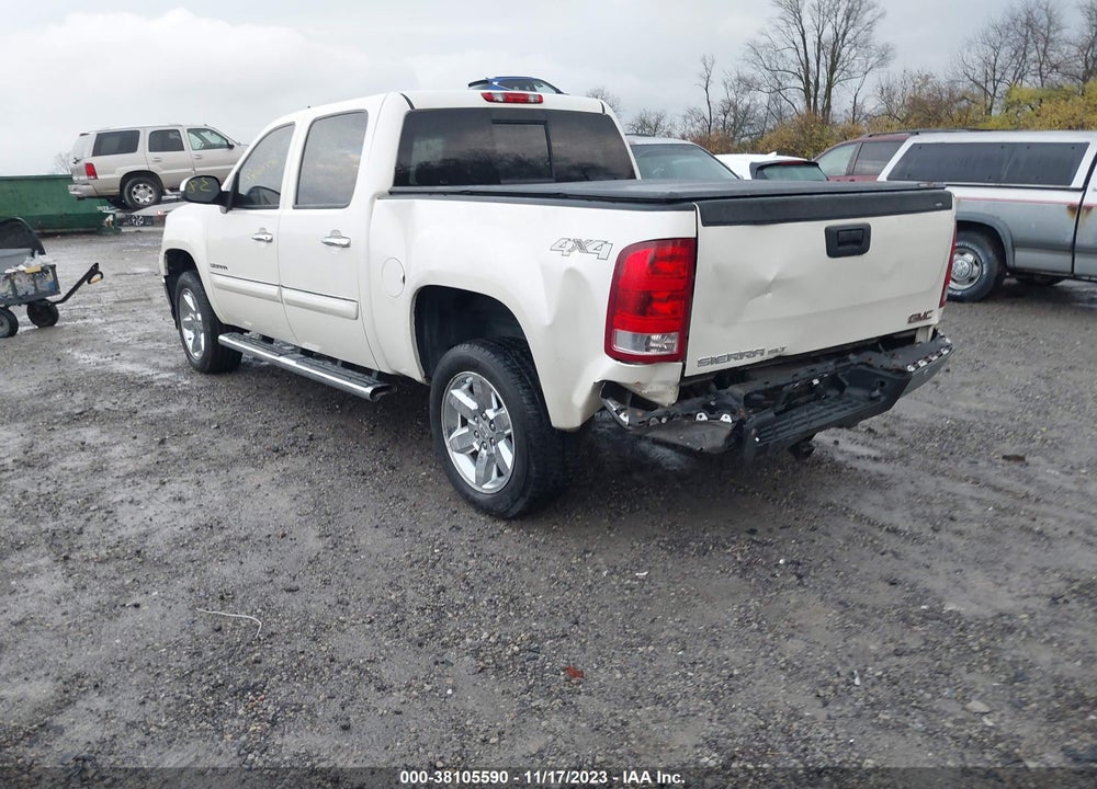 2013 GMC SIERRA 1500 SLT VIN: 3GTP2WE7XDG327668