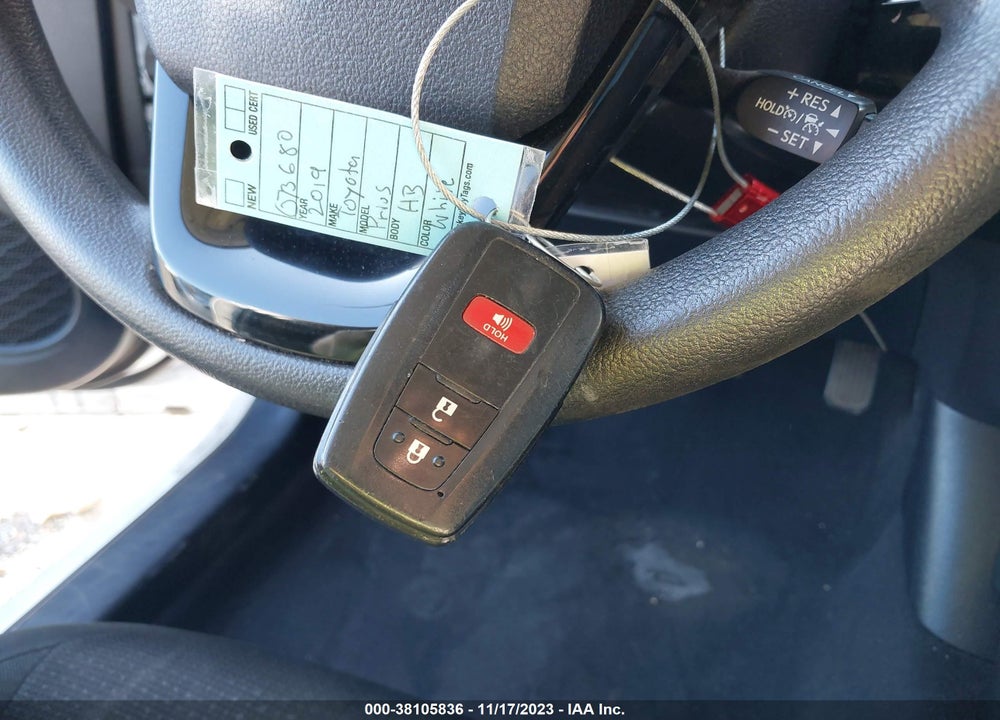 2019 TOYOTA PRIUS LE VIN: JTDKARFU7K3073680
