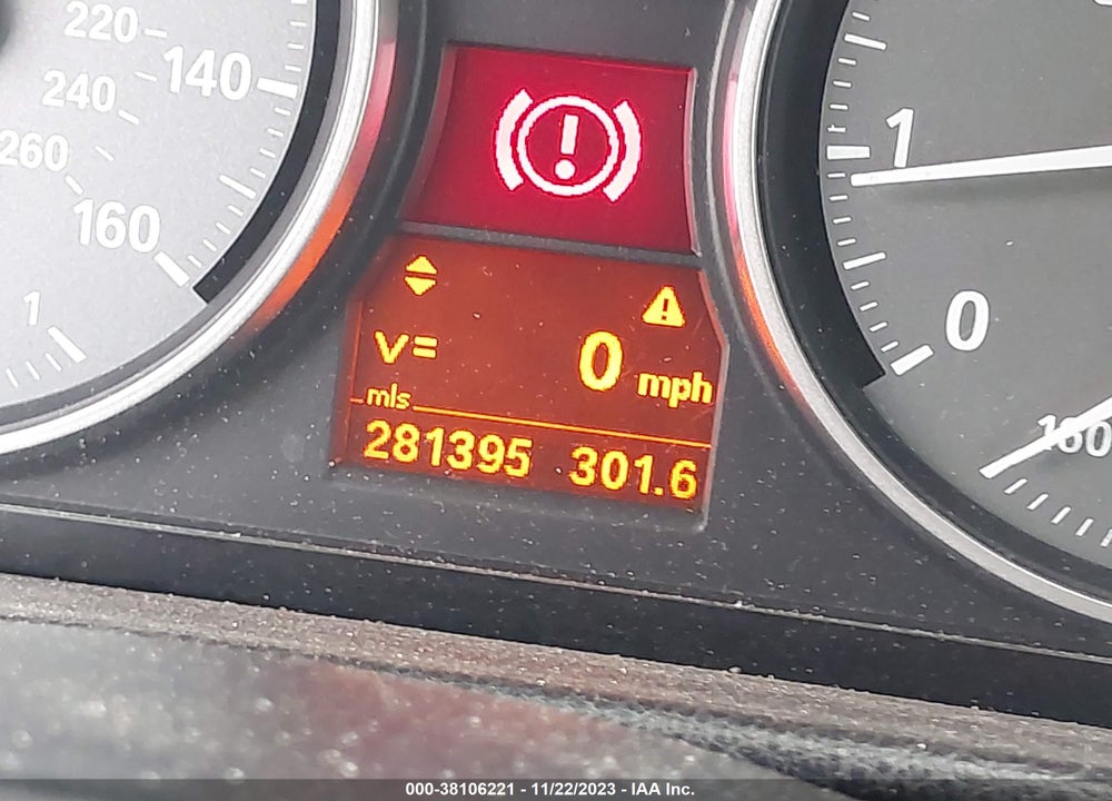 2011 BMW 335IS VIN: WBAKG1C52BE618506