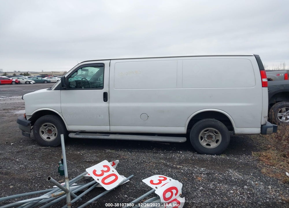 2017 GMC SAVANA 2500 WORK VAN VIN: 1GTW7AFF9H1911585