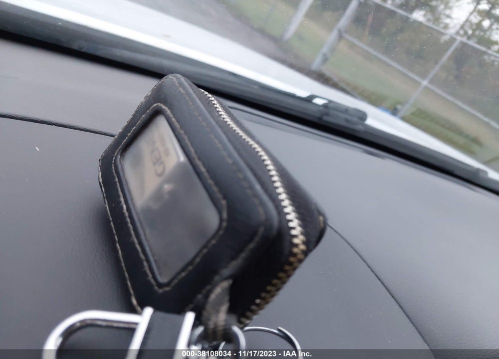 2016 HYUNDAI GENESIS 3.8 VIN: KMHGN4JE7GU128185
