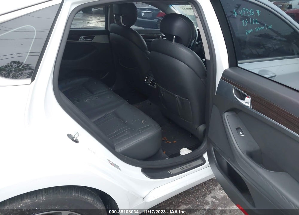 2016 HYUNDAI GENESIS 3.8 VIN: KMHGN4JE7GU128185