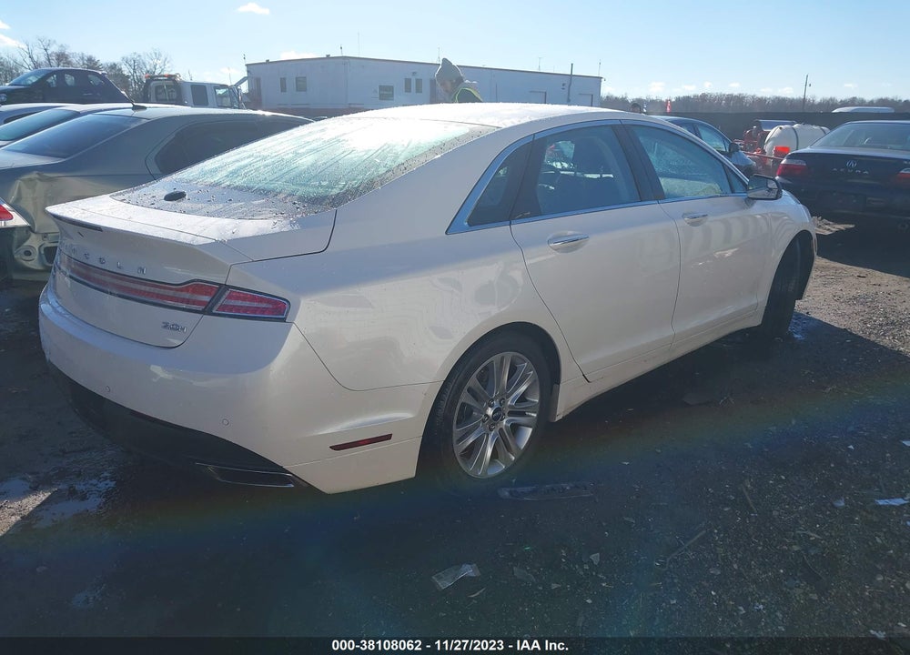 2015 LINCOLN MKZ HYBRID VIN: 3LN6L2LU2FR622079