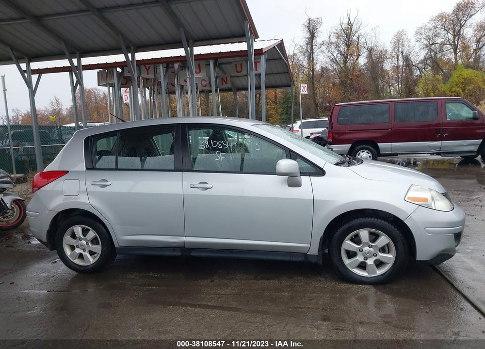 2009 NISSAN VERSA 1.8SL VIN: 3N1BC13E59L420952