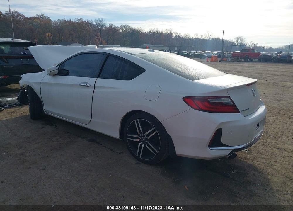 2016 HONDA ACCORD TOURING VIN: 1HGCT2B01GA000513
