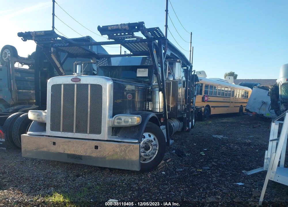 2014 PETERBILT 388 VIN: 1NPWD49X9ED254174