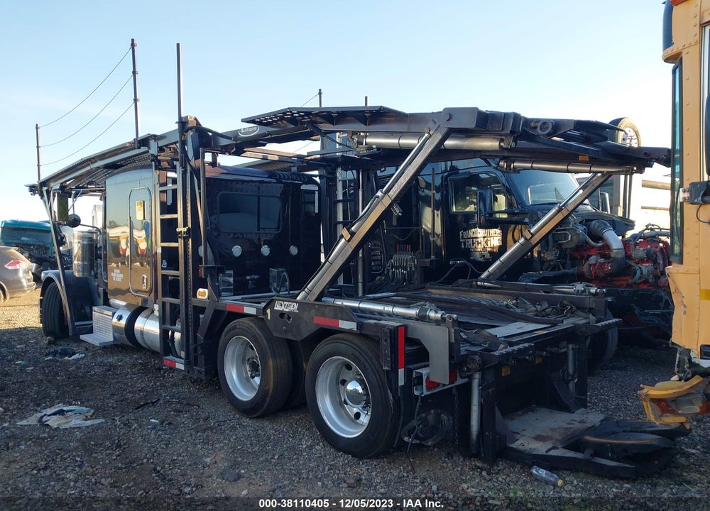 2014 PETERBILT 388 VIN: 1NPWD49X9ED254174