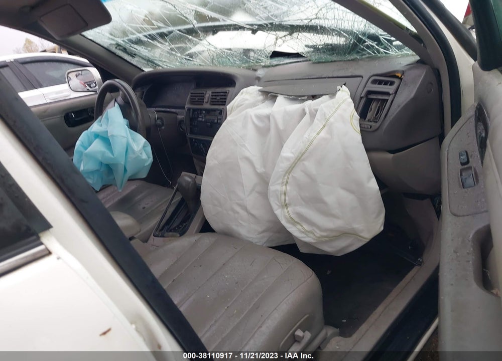 1998 TOYOTA AVALON XL VIN: 4T1BF18BXWU223422
