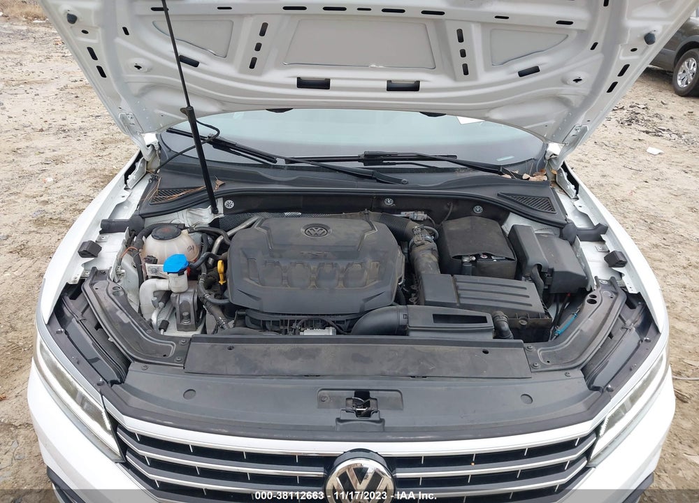 2018 VOLKSWAGEN PASSAT 2.0T SE VIN: 1VWBA7A33JC009537