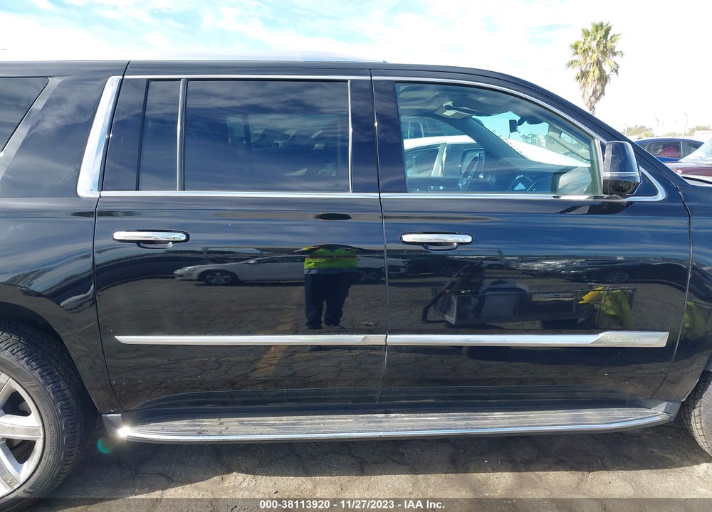 2020 CADILLAC ESCALADE ESV 2WD LUXURY VIN: 1GYS3HKJ5LR288709
